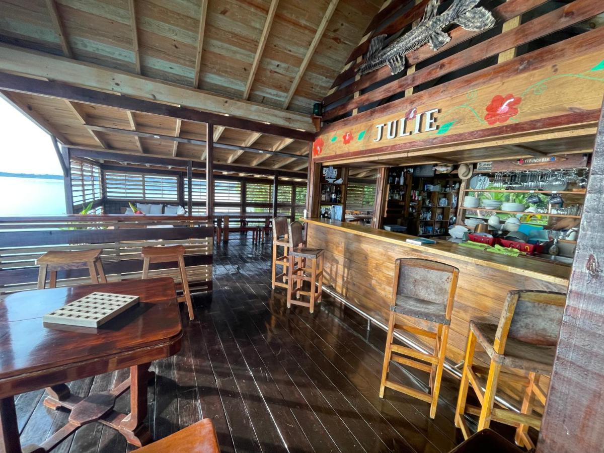Dolphin Blue Paradise Bocas del Toro Exterior photo